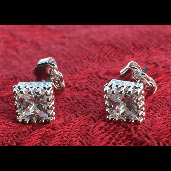 Avon Jewelry - 🔥🔥SALE Princess Cut CZ Stud Earrings